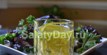 Ceviz salatası sosu: tarif seçimi Soya soslu ceviz salatası