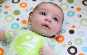 újszülötteknél fiziológiai izom hipertónia figyelhető meg